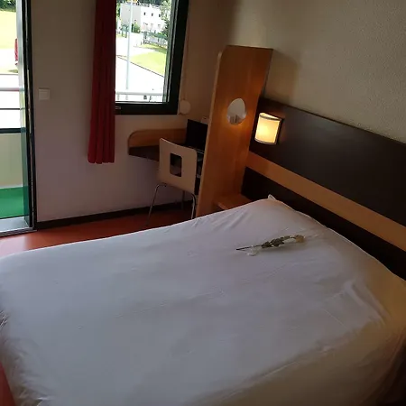 Hotel Premiere Classe Amiens Est - *
