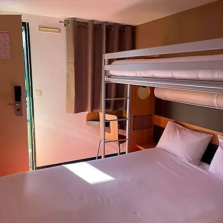 Premiere Classe Amiens Est - Otel Glisy